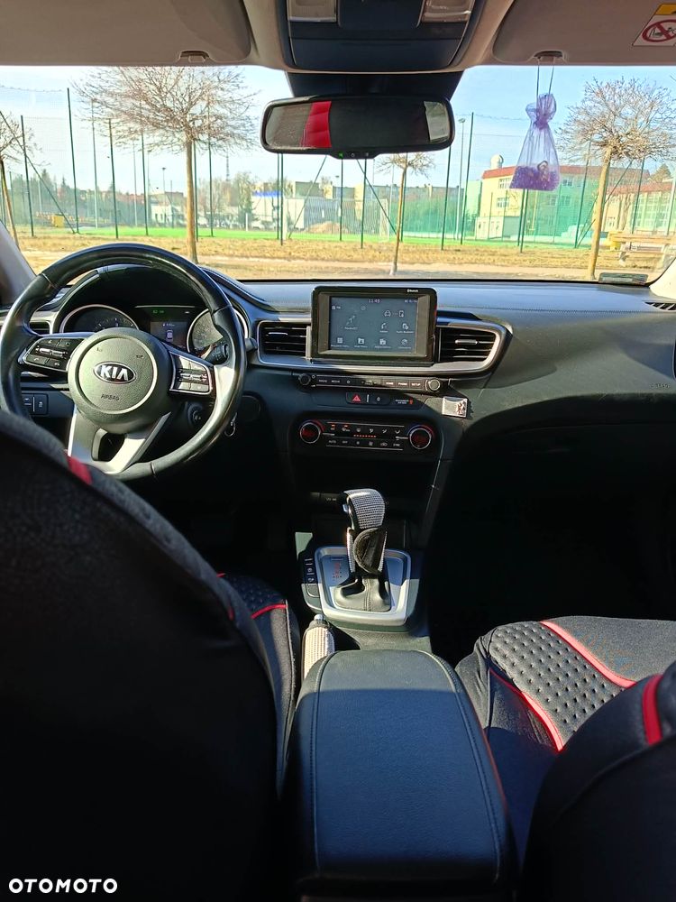 Kia Ceed 1.6 CRDi L Business Line DCT - 6