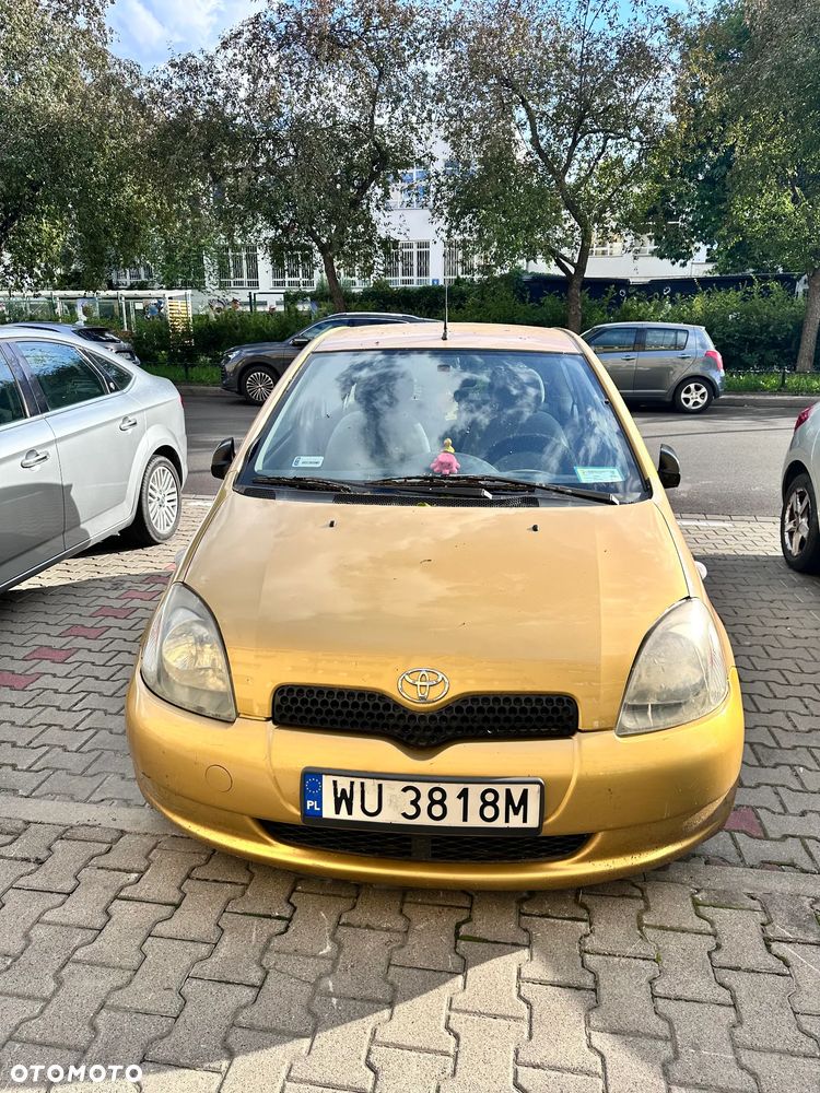 Toyota Yaris 1.0 Base - 3