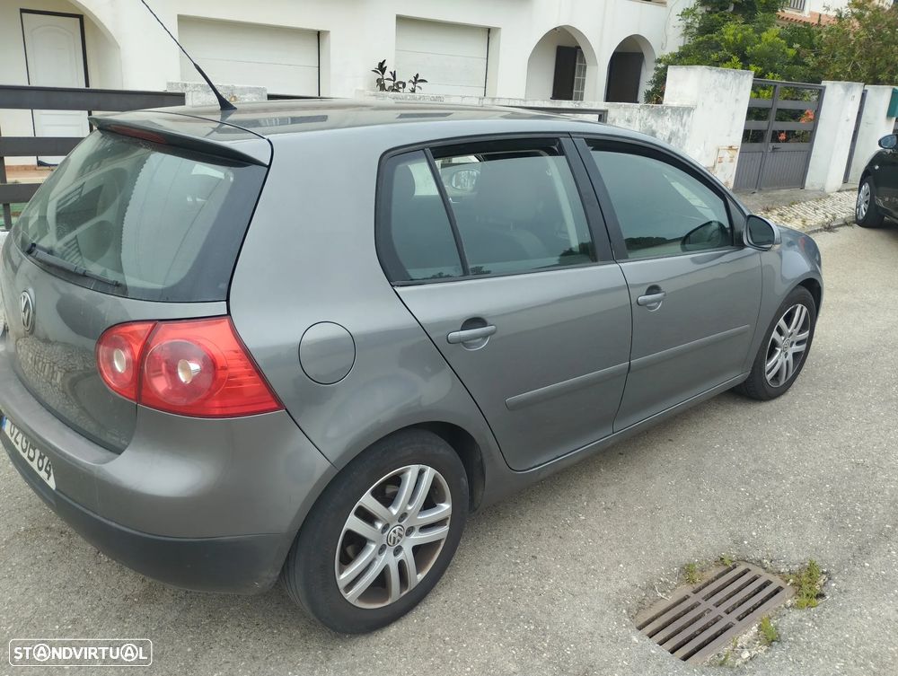 VW Golf 1.9 TDi BlueM. Confortline - 3