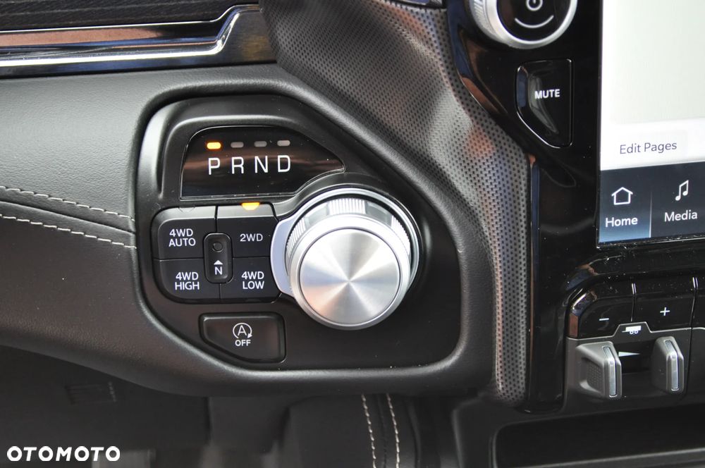 RAM 1500 Crew Cab Limited - 22