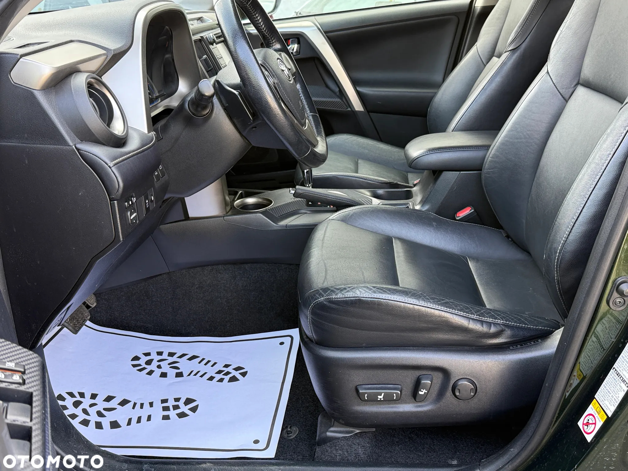 Toyota RAV4 2.2 D-CAT Prestige - 17