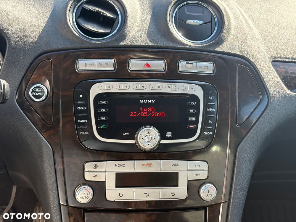 Ford Mondeo 1.8 TDCi Titanium X - 15