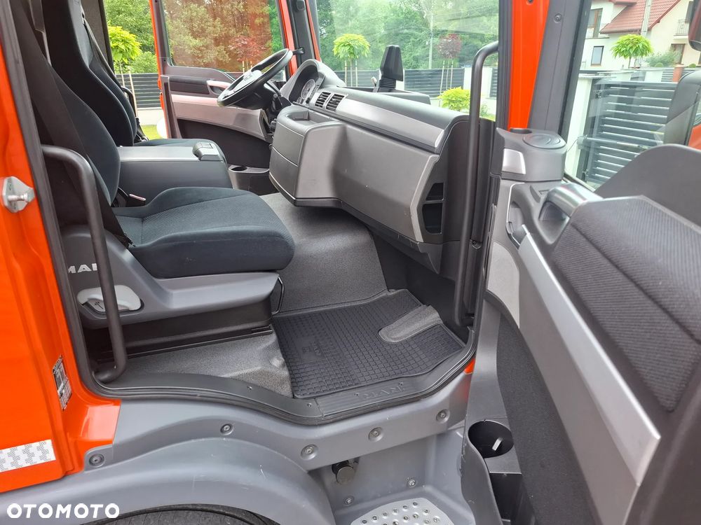 MAN TGL 12.220* AUTOMAT* SOLIDNY ALUMINIOWY KONTENER* BOCZNY ZAŁADUNEK* WINDA BAR 1500kg* WYJĄTKOWO ZADBANY* NIE ATEGO TGM LF FL EUROCARGO* Z NIEMIEC - 8