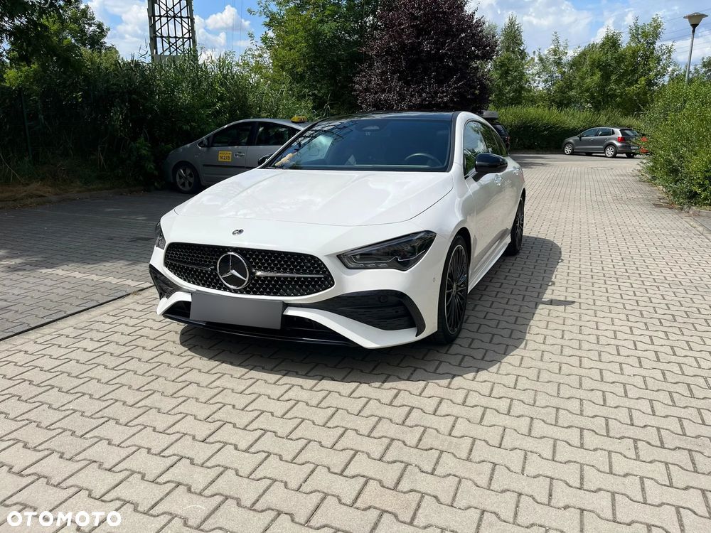Mercedes-Benz CLA 200 mHEV AMG Line 7G-DCT - 1