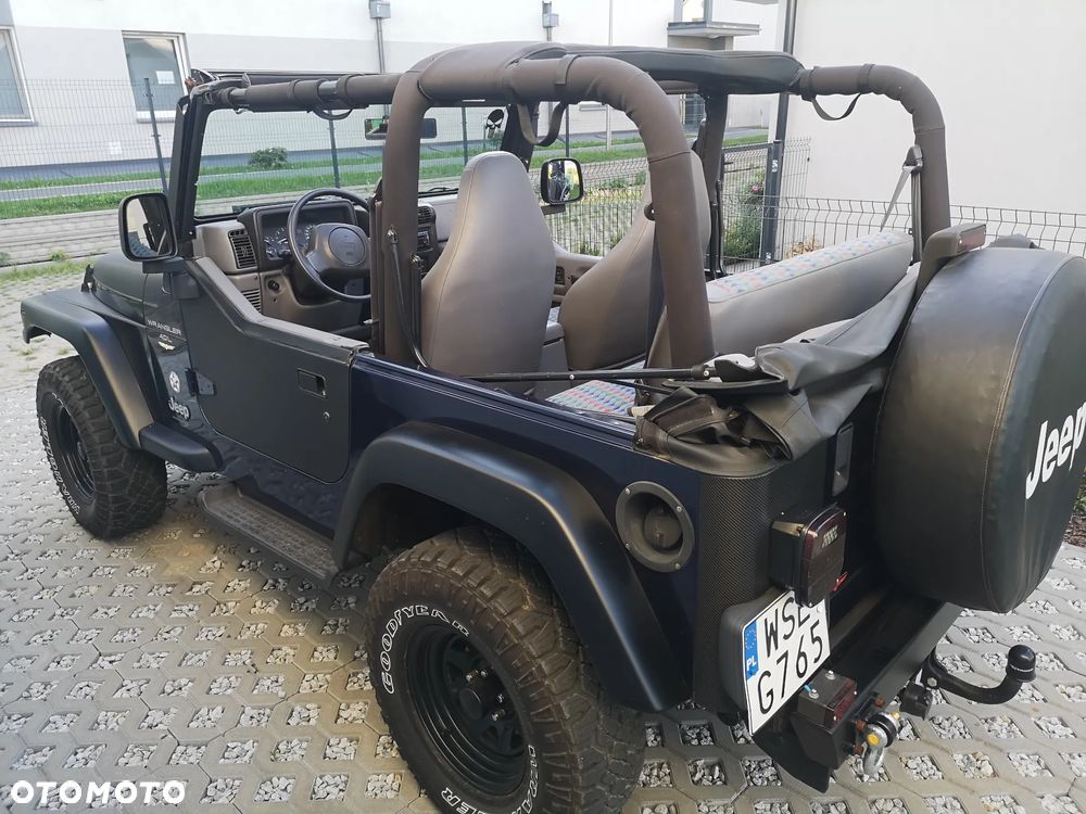 Jeep Wrangler 4.0 Sport - 14