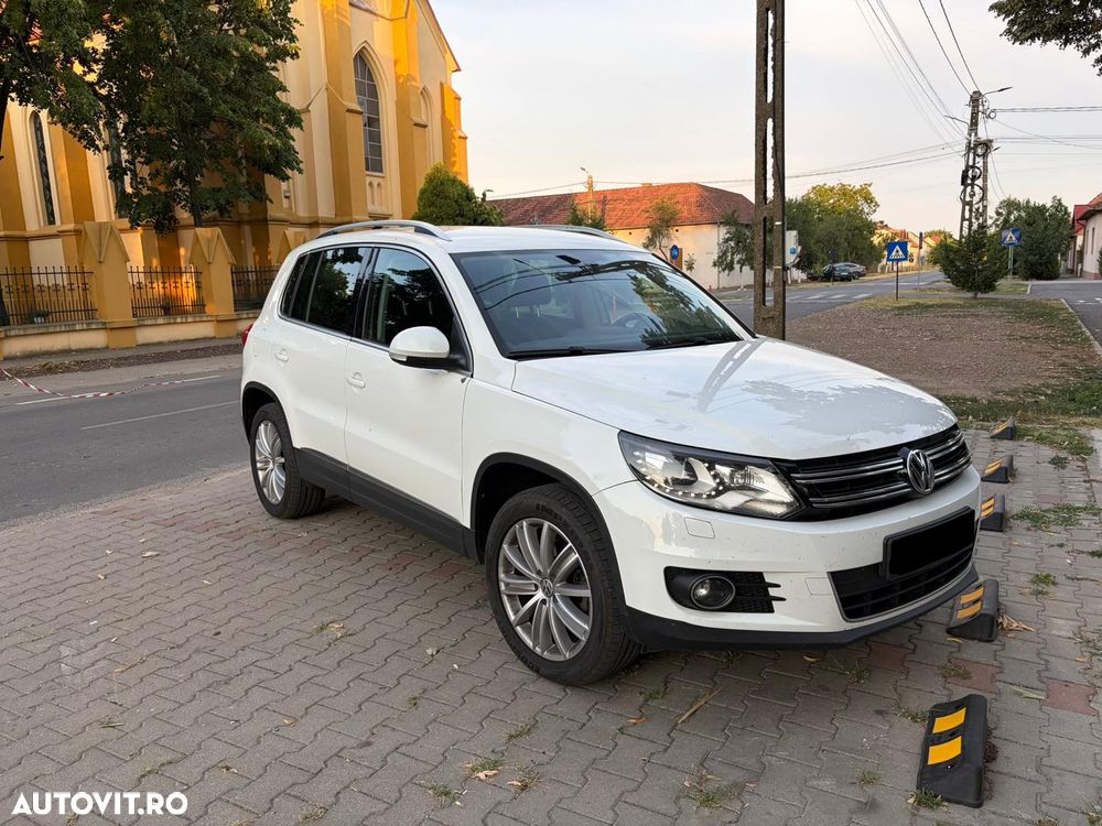 Volkswagen Tiguan - 2