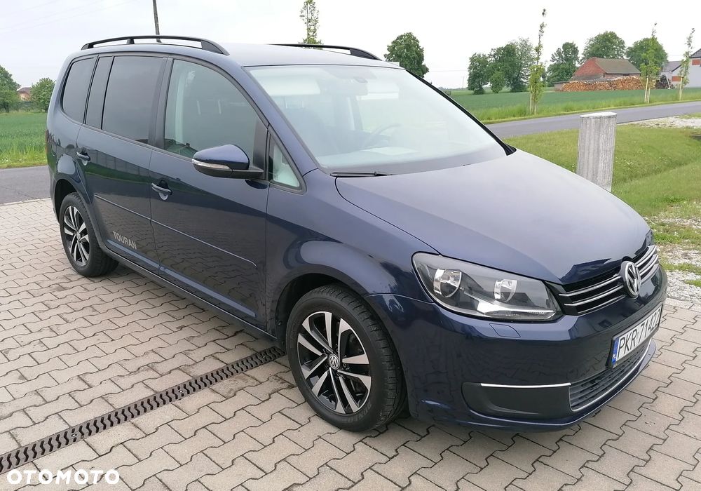 Volkswagen Touran 2.0 TDI DPF DSG Highline - 2