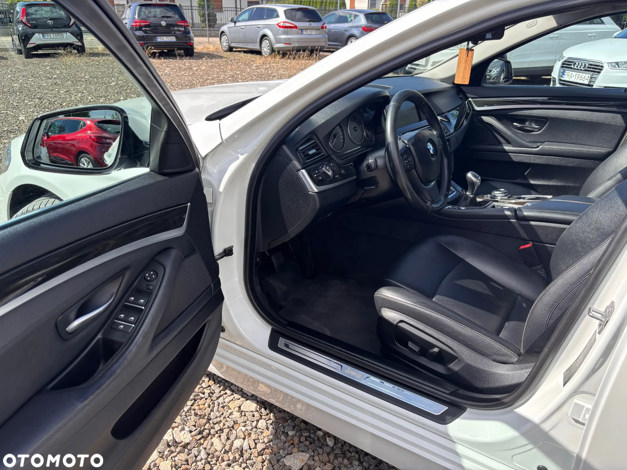 BMW Seria 5 518d - 6