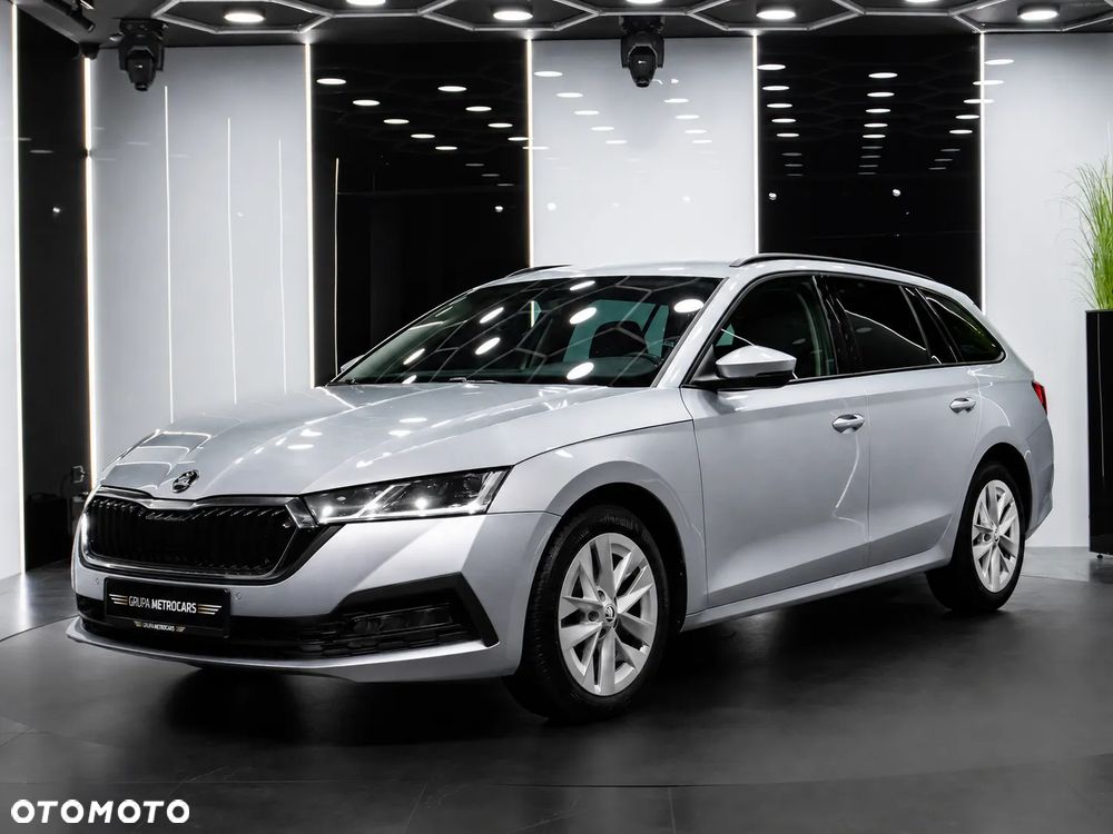 Skoda Octavia 2.0 TDI Ambition DSG - 2