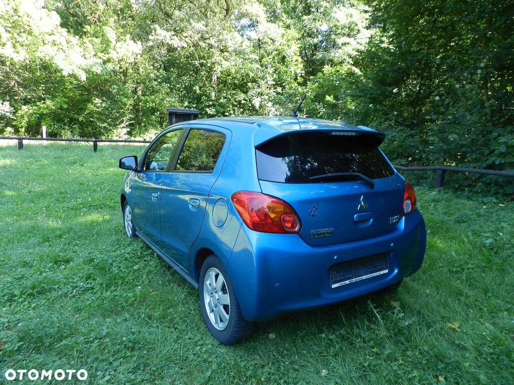 Mitsubishi Space Star - 3