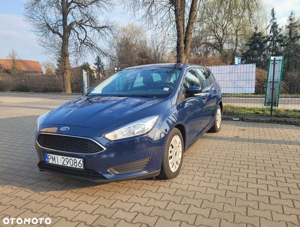 Ford Focus 1.0 EcoBoost Ambiente - 2