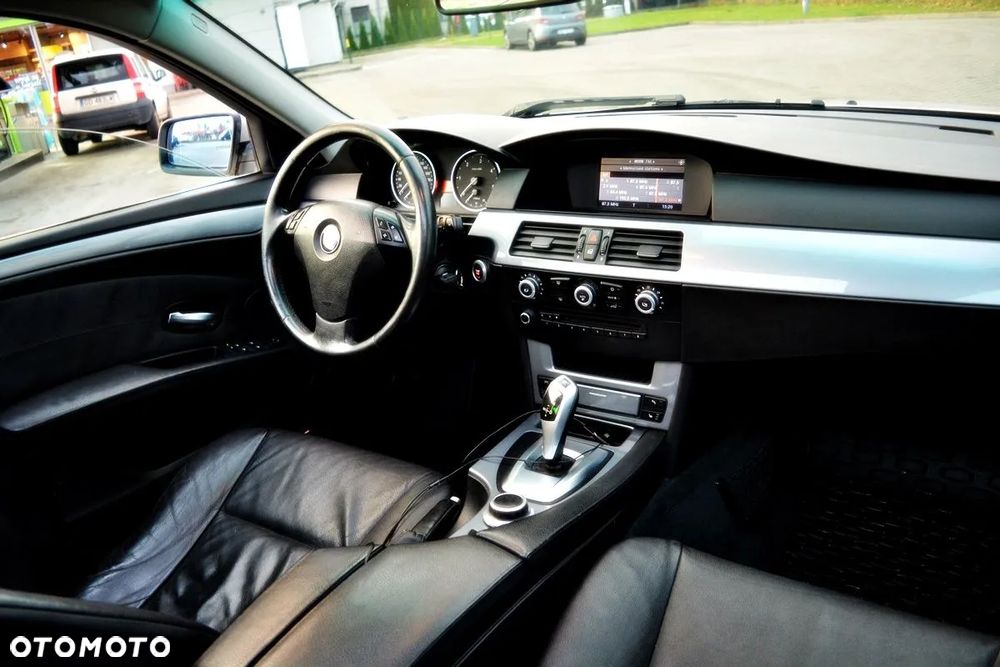 BMW Seria 5 520d - 18