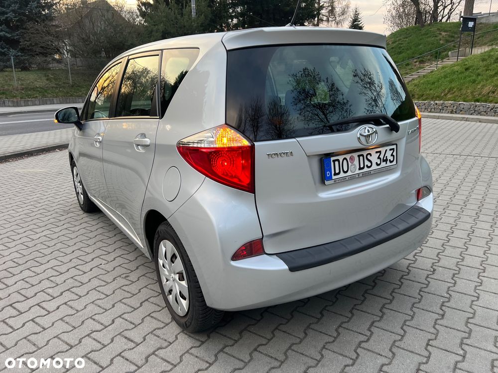 Toyota Verso S 1.33 VVT-i Comfort - 29