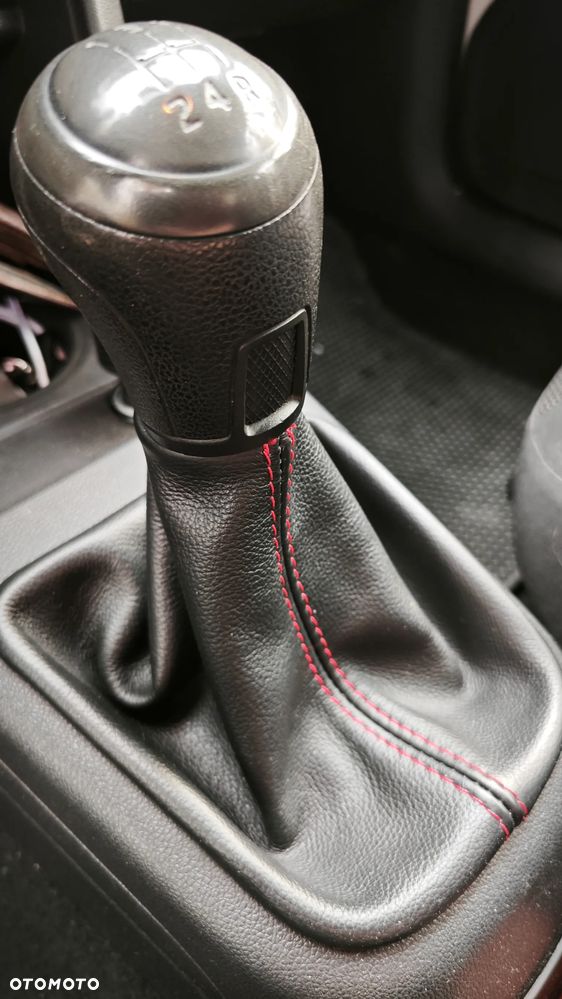 Volkswagen up! Standard - 13