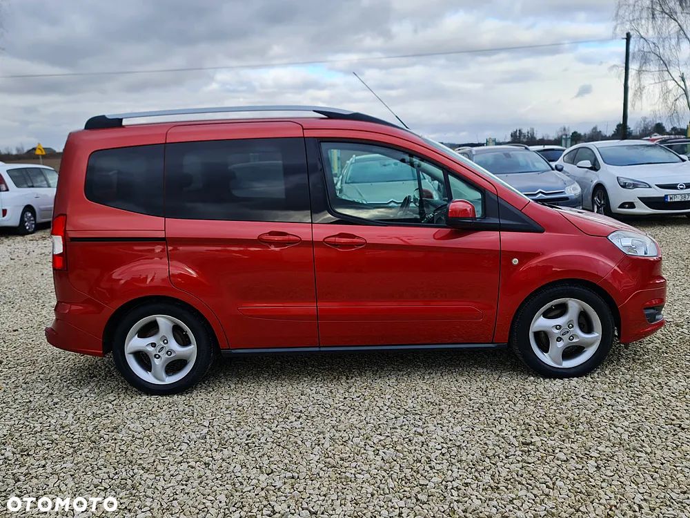 Ford Tourneo Courier 1.5 TDCi Titanium - 6