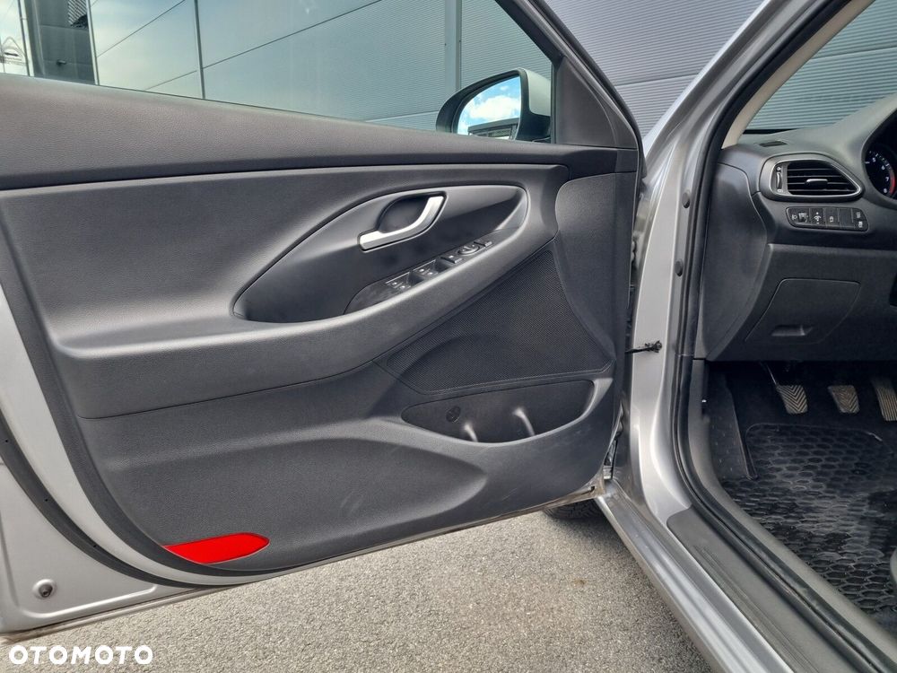 Hyundai i30 1.0 T-GDI Modern - 10