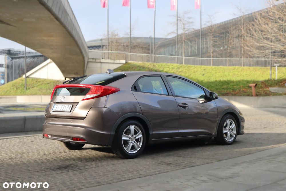 Honda Civic 1.8 Executive - 4