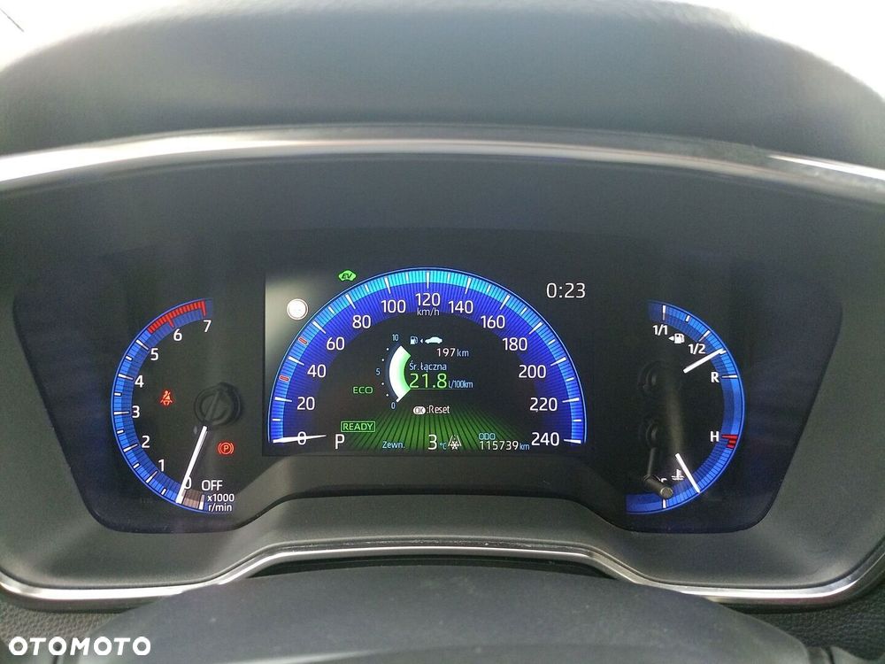 Toyota Corolla 1.8 Hybrid Comfort - 17