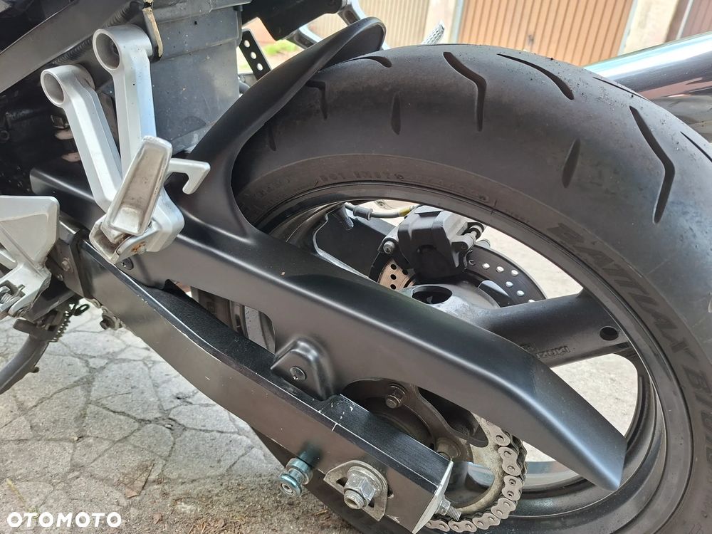 Suzuki SV - 13