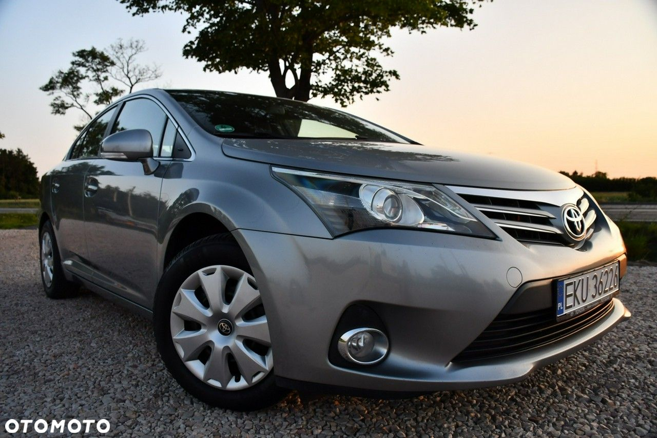 Toyota Avensis - 10