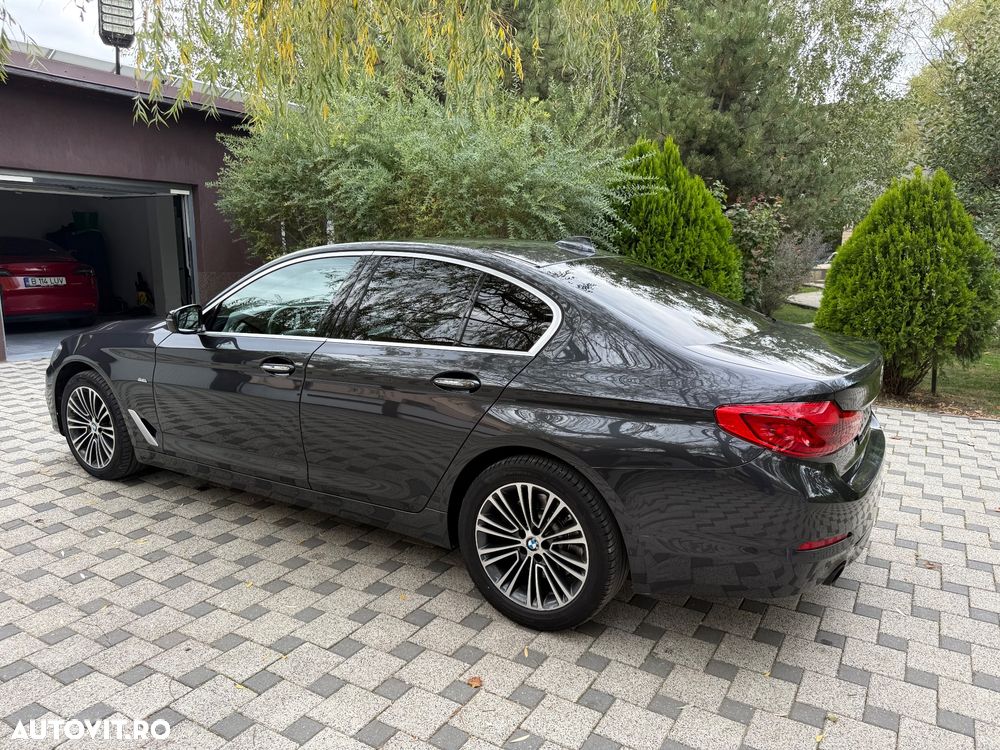 BMW Seria 5 530d Aut. Sport Line - 11