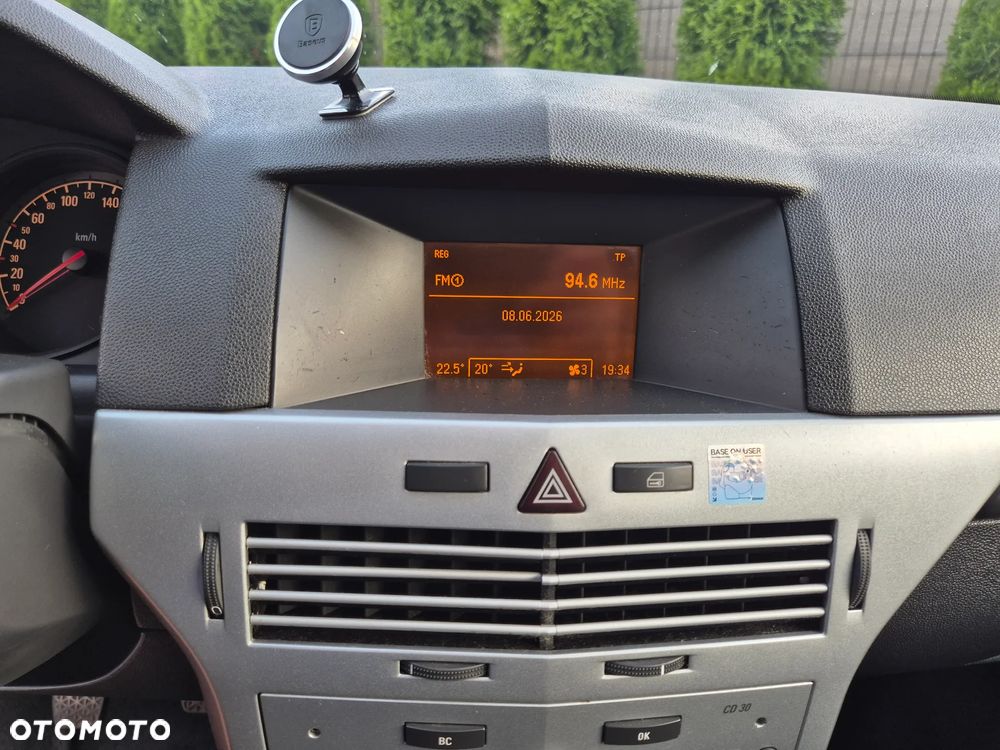 Opel Astra 1.6 Edition - 25