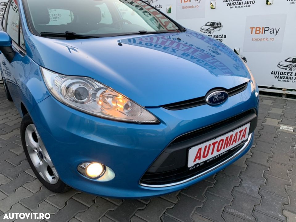 Ford Fiesta 1.4 Autom. Champions Edition - 12