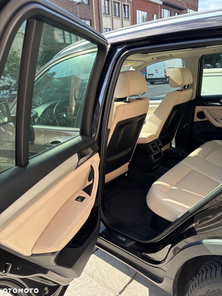 BMW X3 sDrive18d - 21