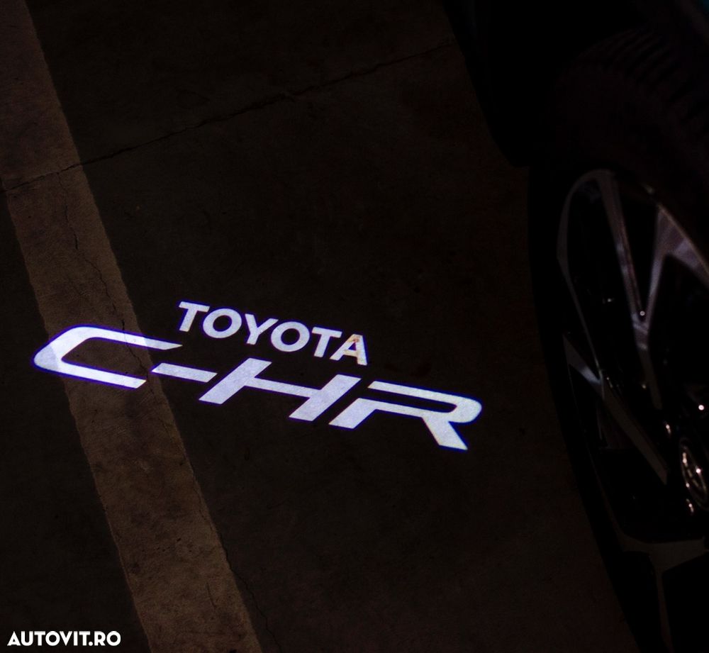 Toyota C-HR 1.8 HSD 4x2 CVT C-lassy LED - 12