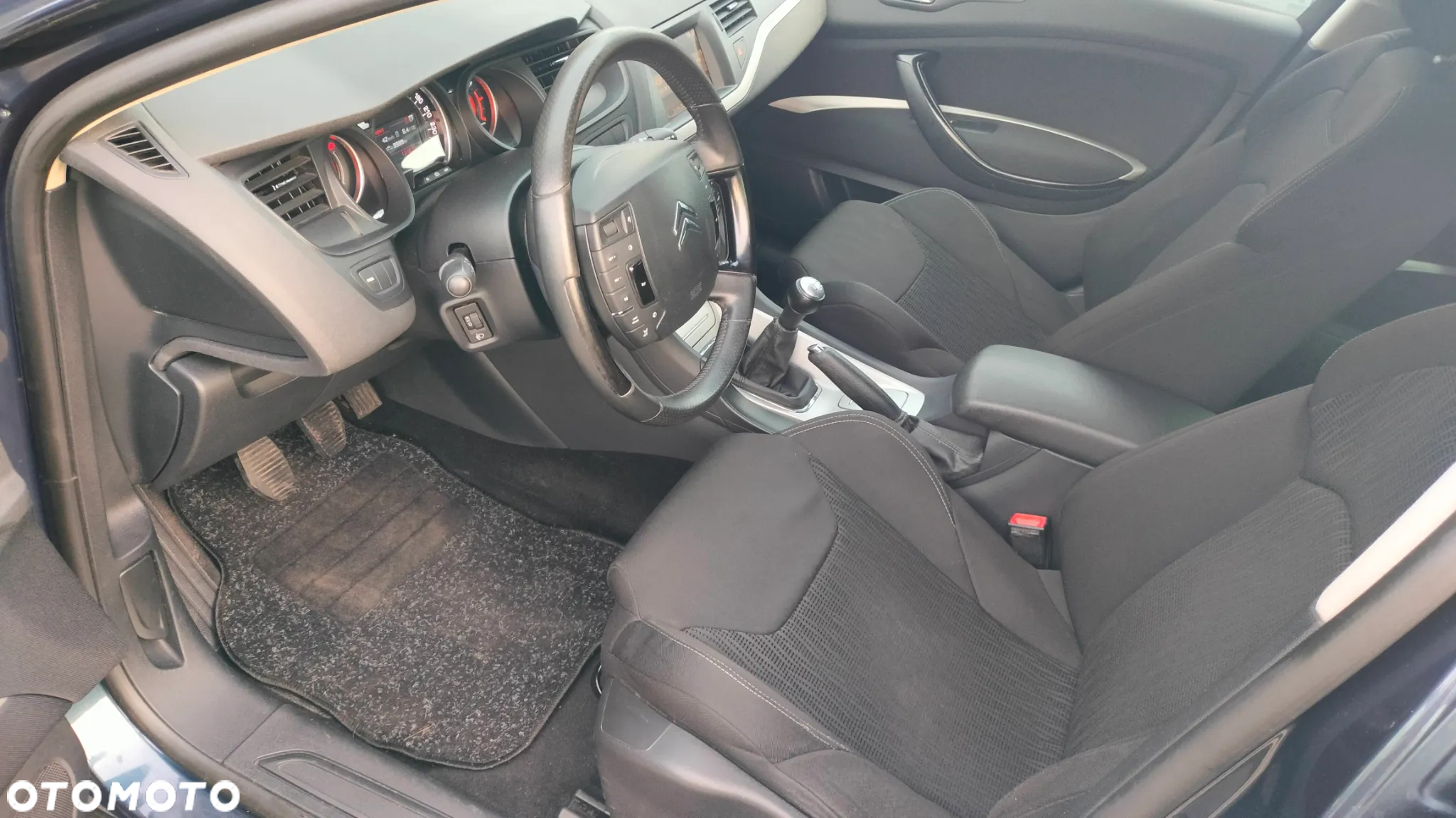 Citroën C5 1.6 HDi Attraction - 13