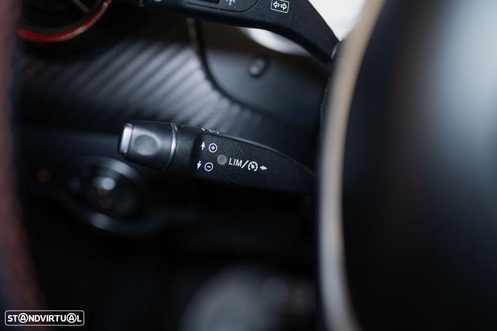 Mercedes-Benz A 180 CDI AMG Line - 30