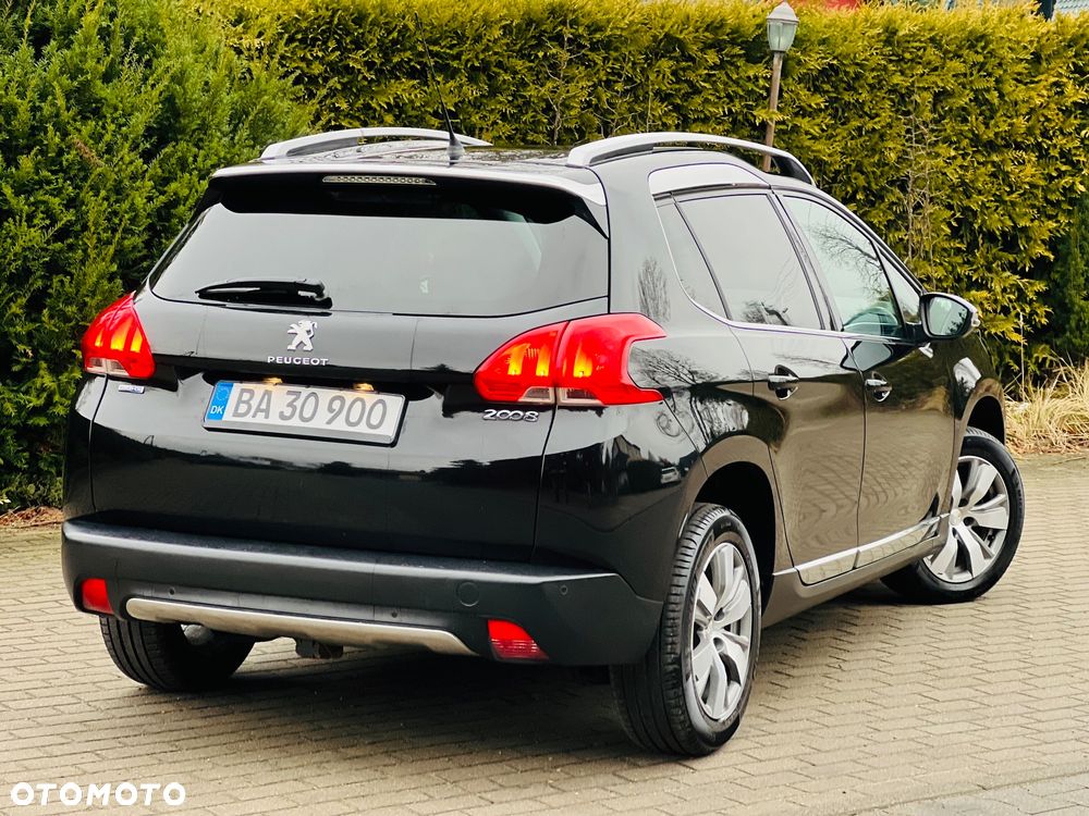 Peugeot 2008 1.6 BlueHDi Allure S&S - 9