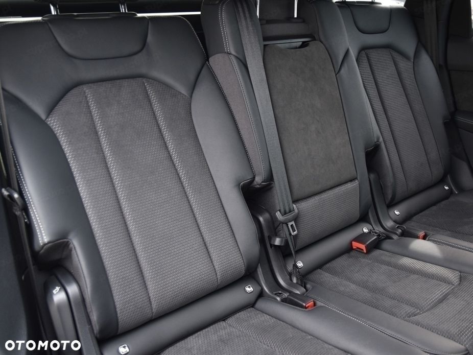 Audi Q8 50 TDI mHEV Quattro Tiptronic - 18
