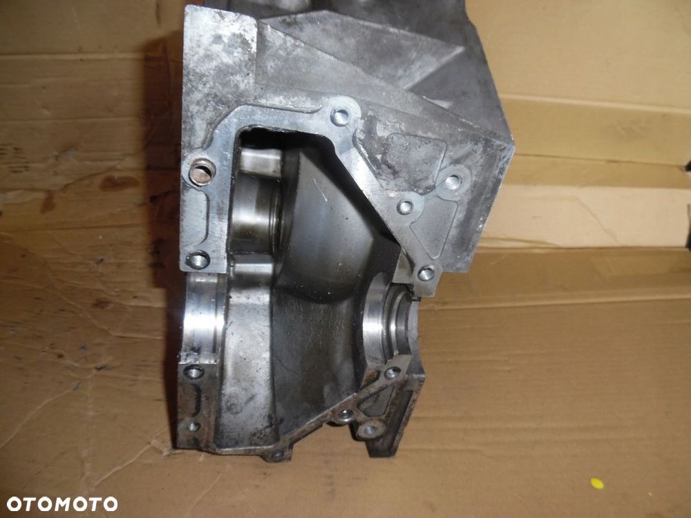 DUCATO JUMPER BOXER 02- OBUDOWA SKRZYNI BIEGÓW 2.8 - 4