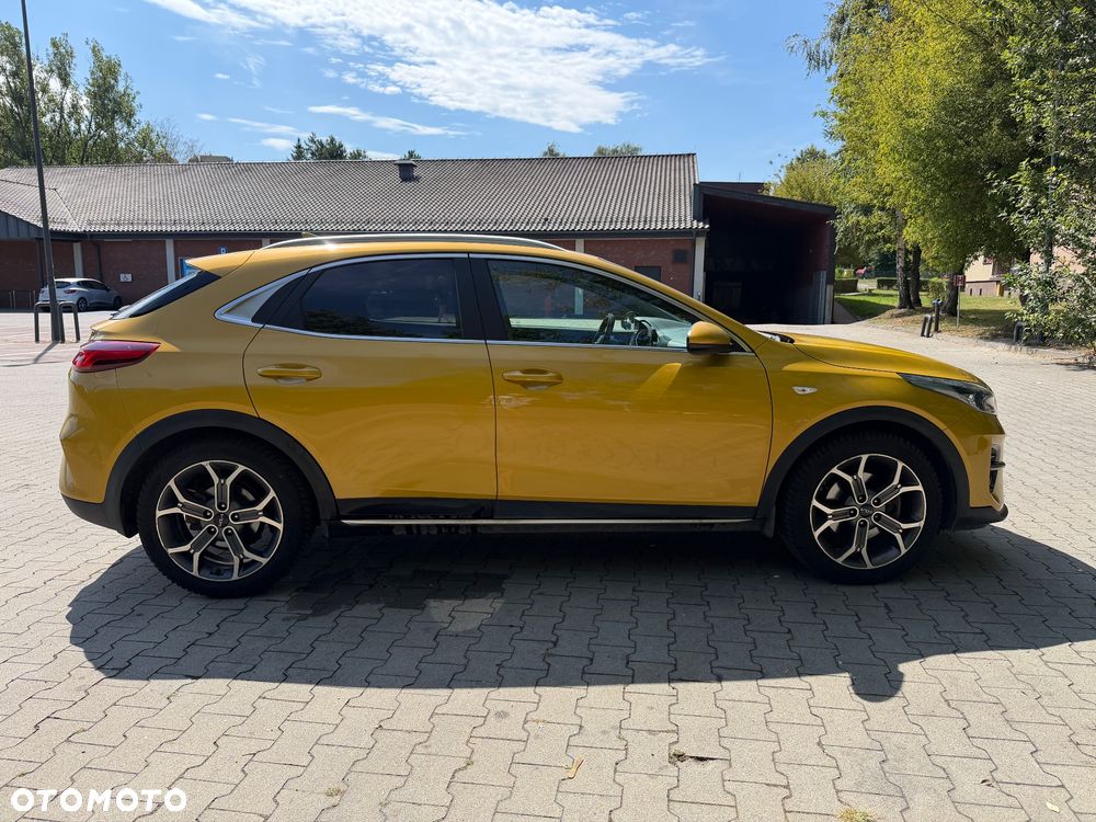 Kia XCeed 1.5 T-GDI M - 4