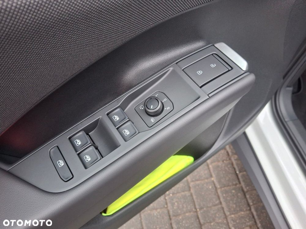 Volkswagen T-Roc 1.5 TSI Life DSG - 10