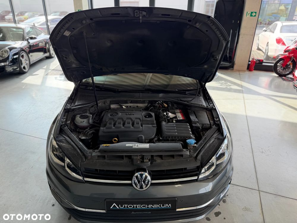 Volkswagen Golf 1.6 TDI BMT Comfortline - 28