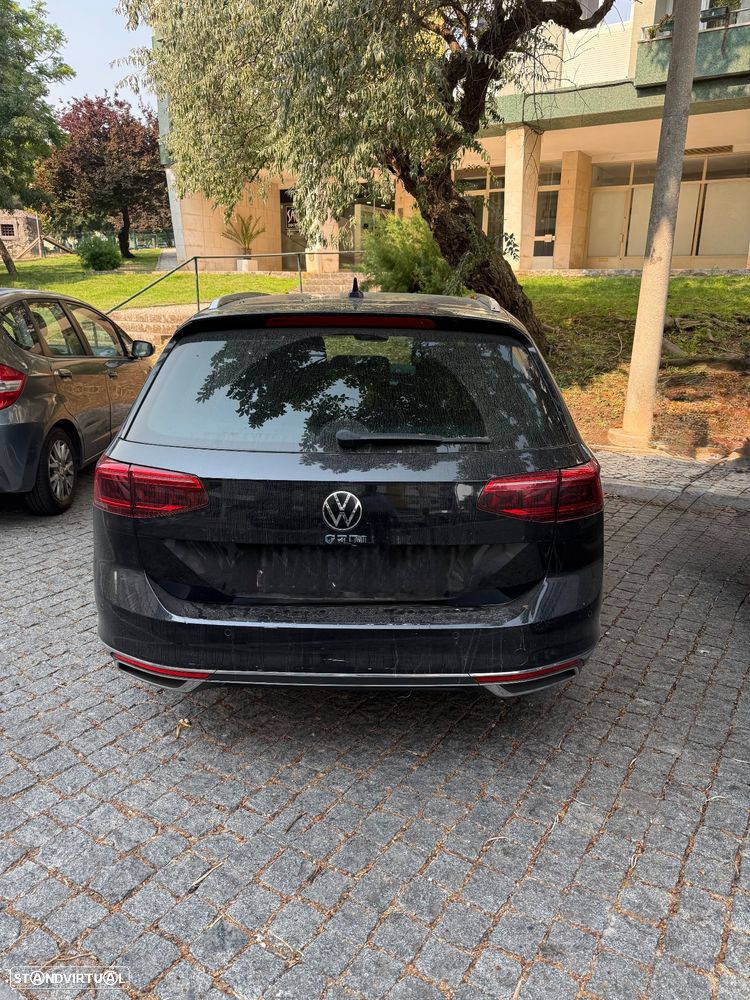 VW Passat Variant - 2