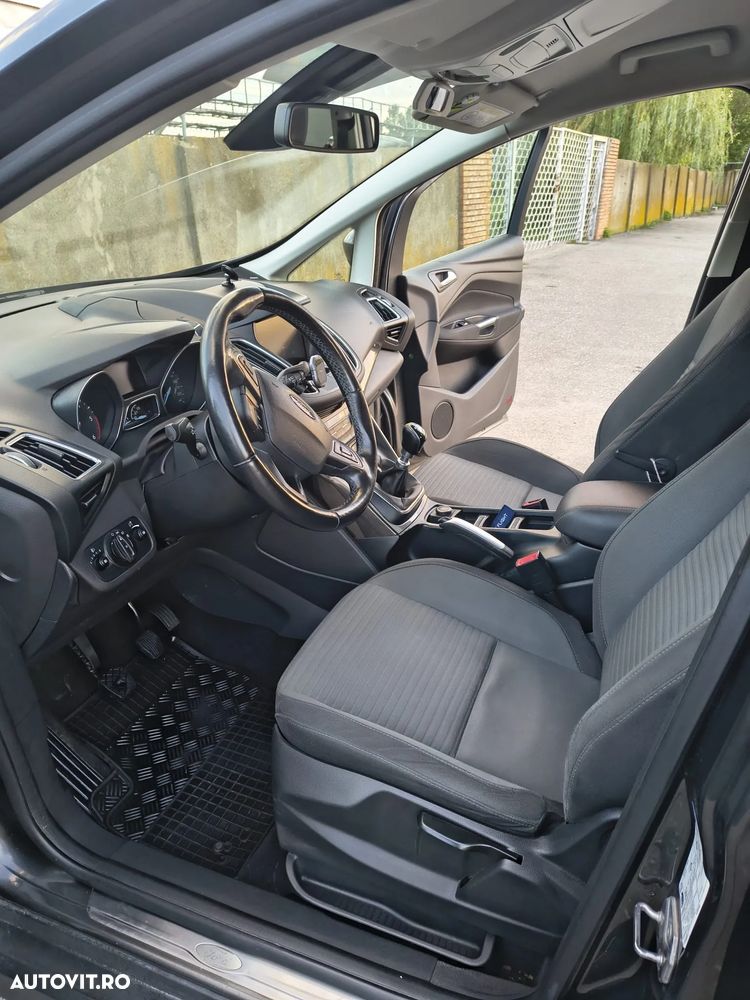 Ford Grand C-Max - 4