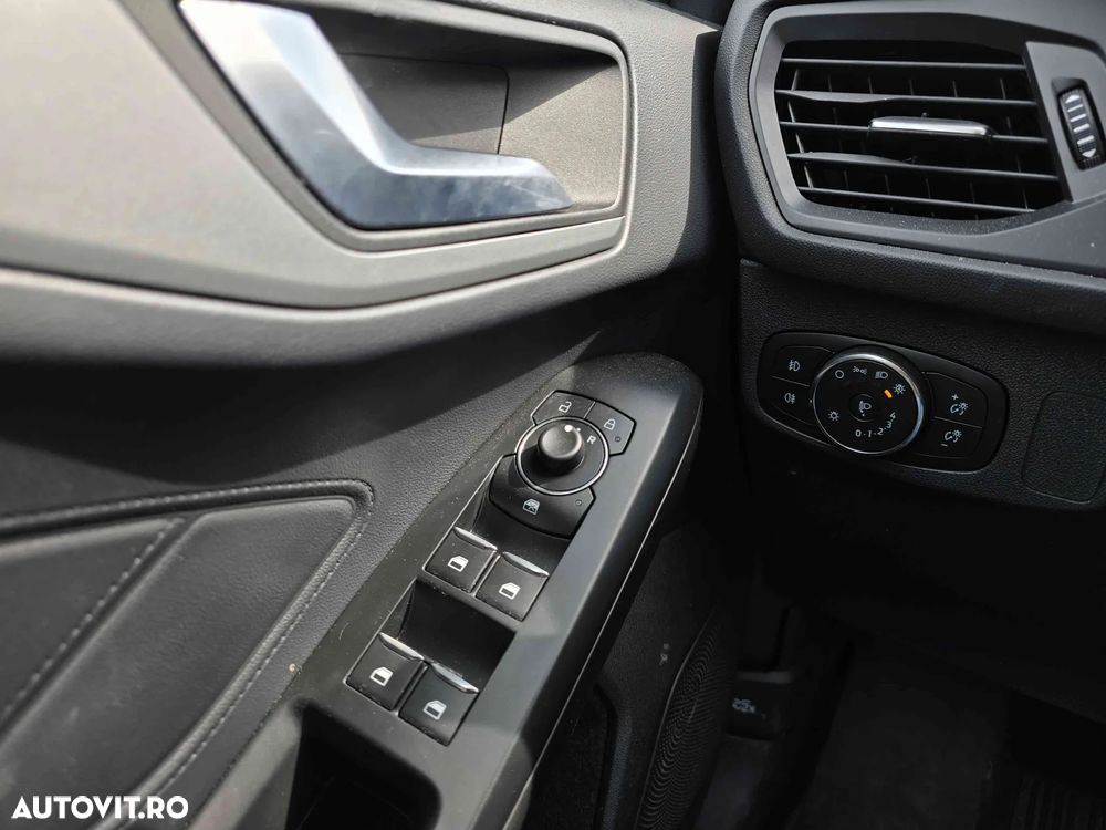 Ford Focus - 16