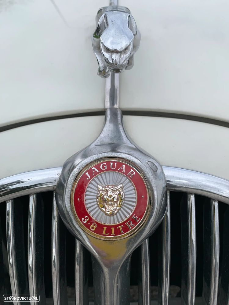 Jaguar MK II - 30