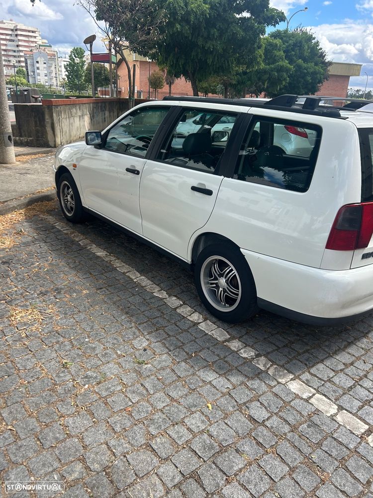 SEAT Cordoba Vario 1.9 TDi SXE - 2