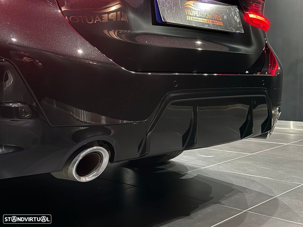 BMW 330 e Touring Pack Desportivo M Pro Auto - 17