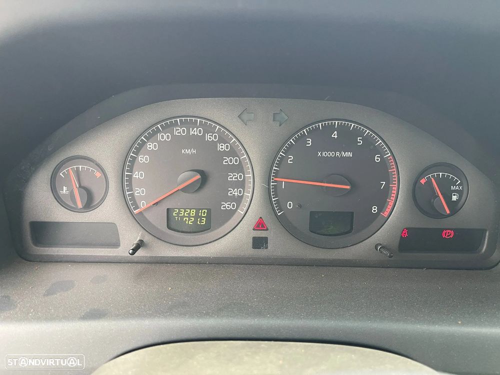 Volvo S60 2.4 D5 - 7