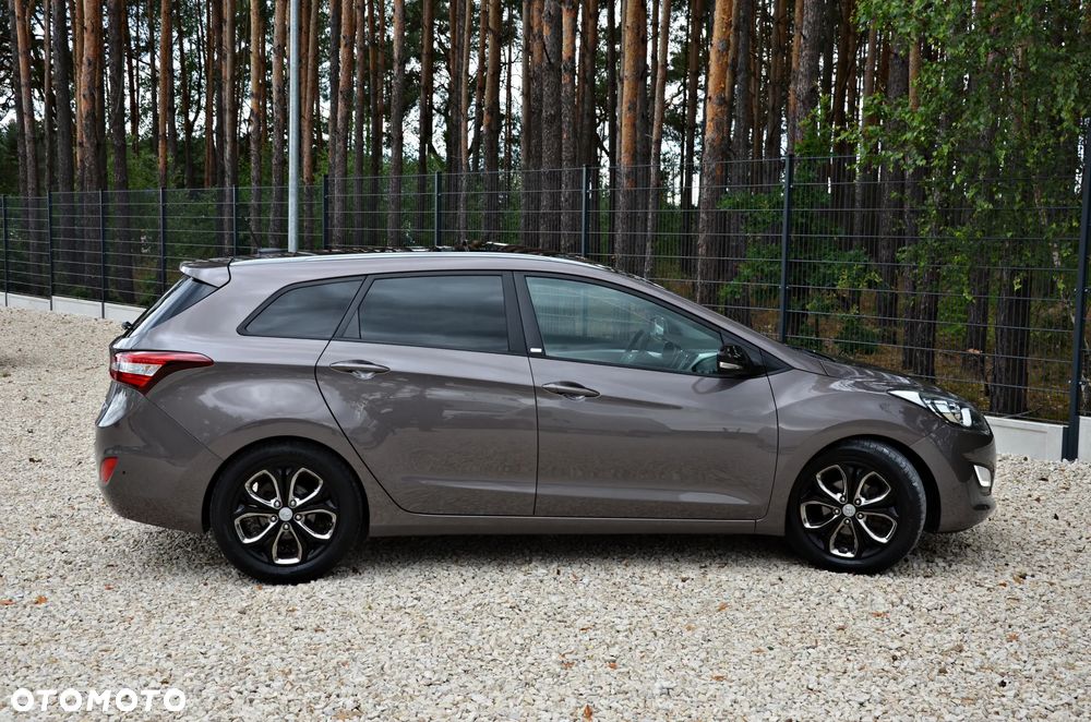 Hyundai i30 - 27