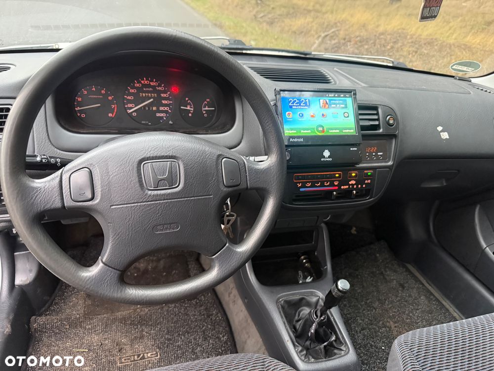 Honda Civic 1.4i S - 7