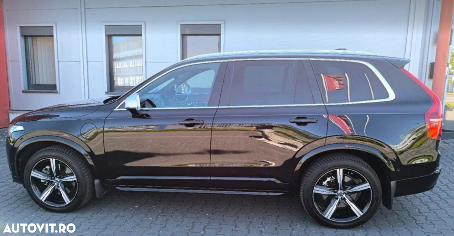 Volvo XC 90 - 8