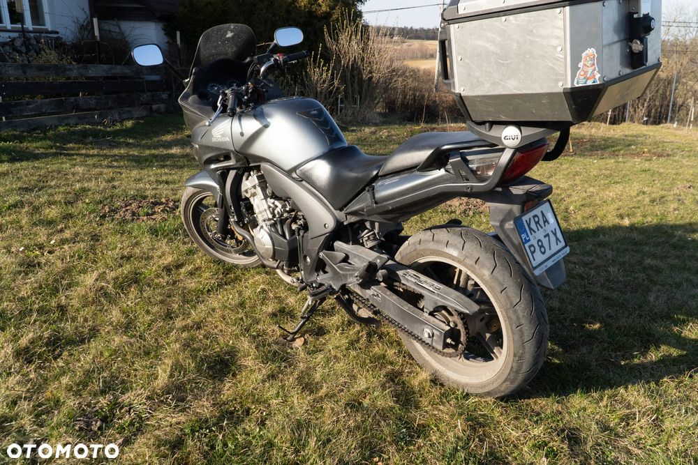 Honda CBF - 11