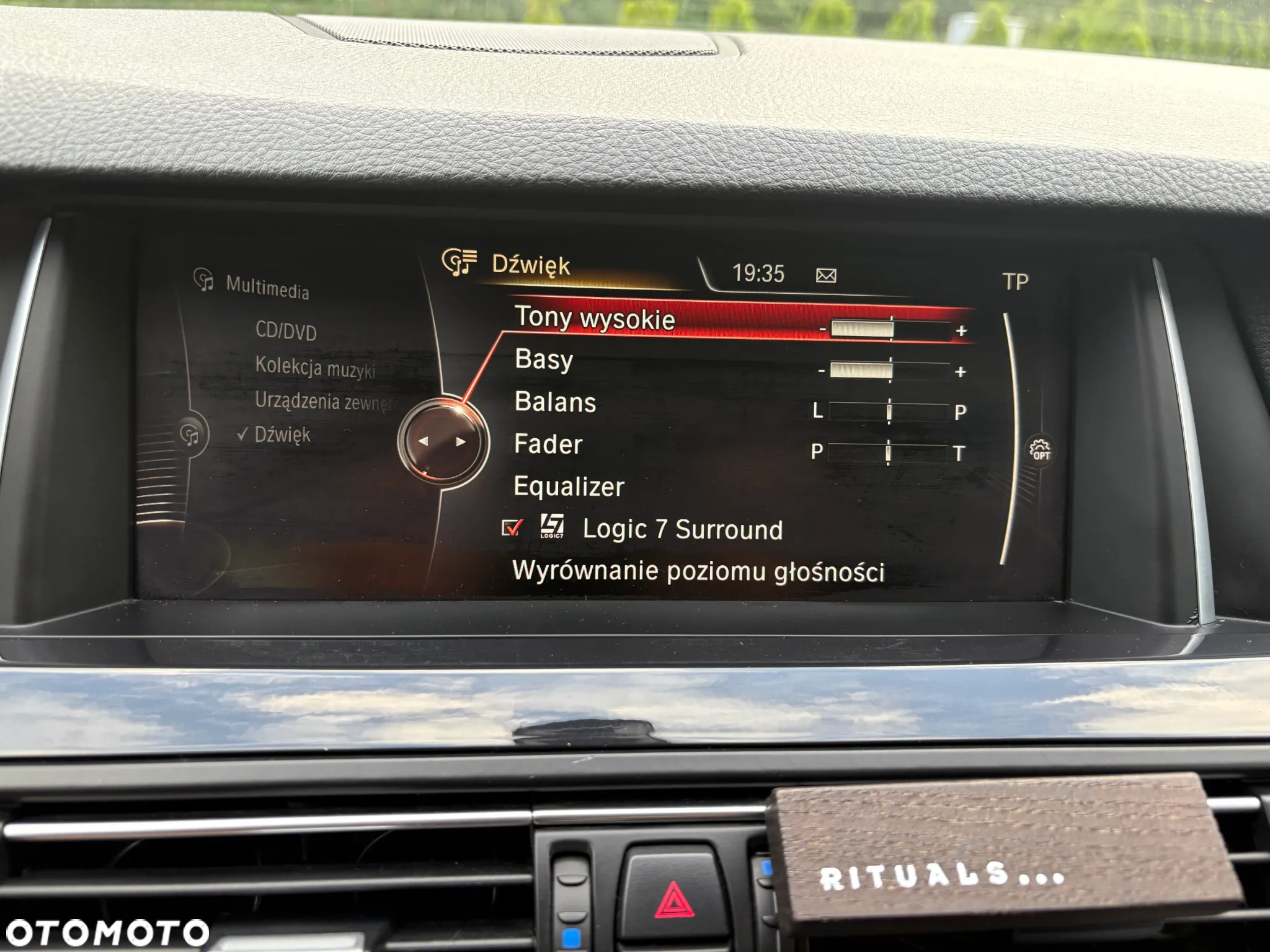 BMW Seria 5 525d xDrive Luxury Line - 22