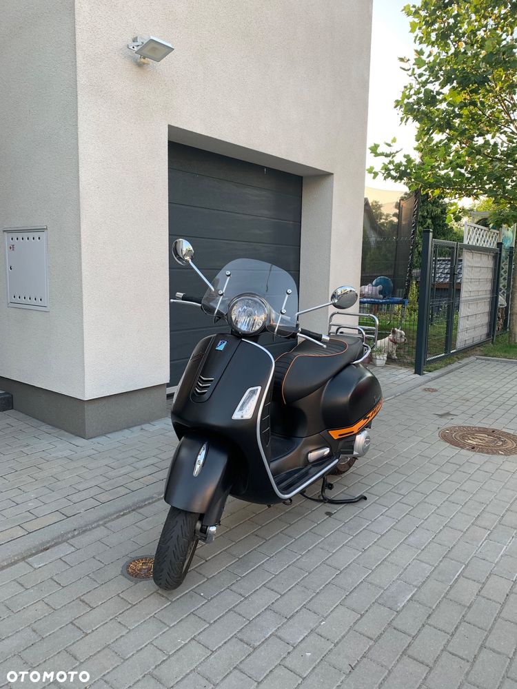Vespa GTS - 4